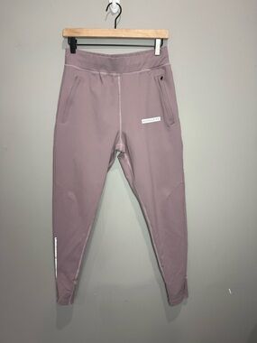 Alphalete women’s Mauve Performance Joggers Size small